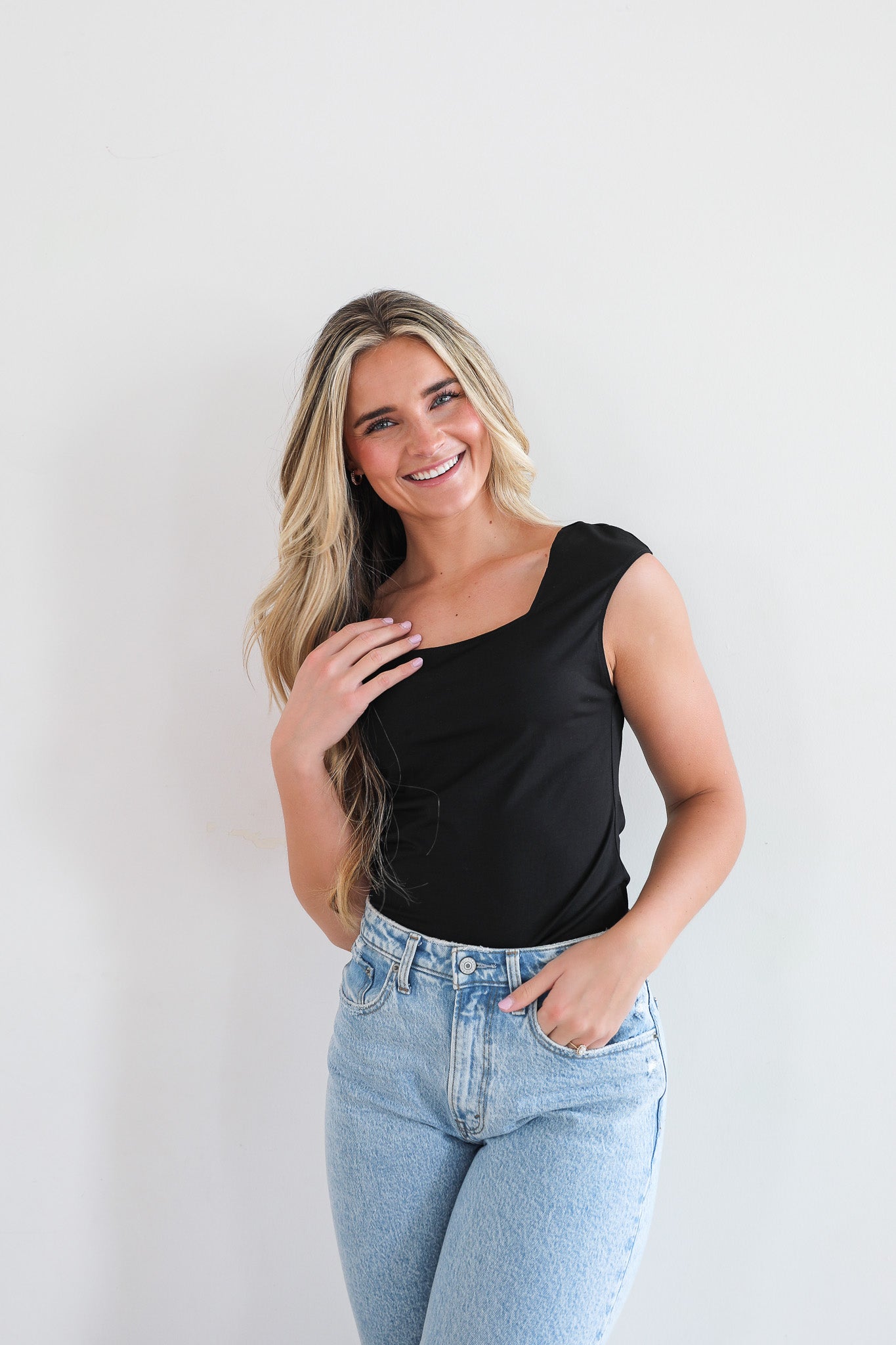 LAYERING BODYSUIT IN BLACK FINAL SALE