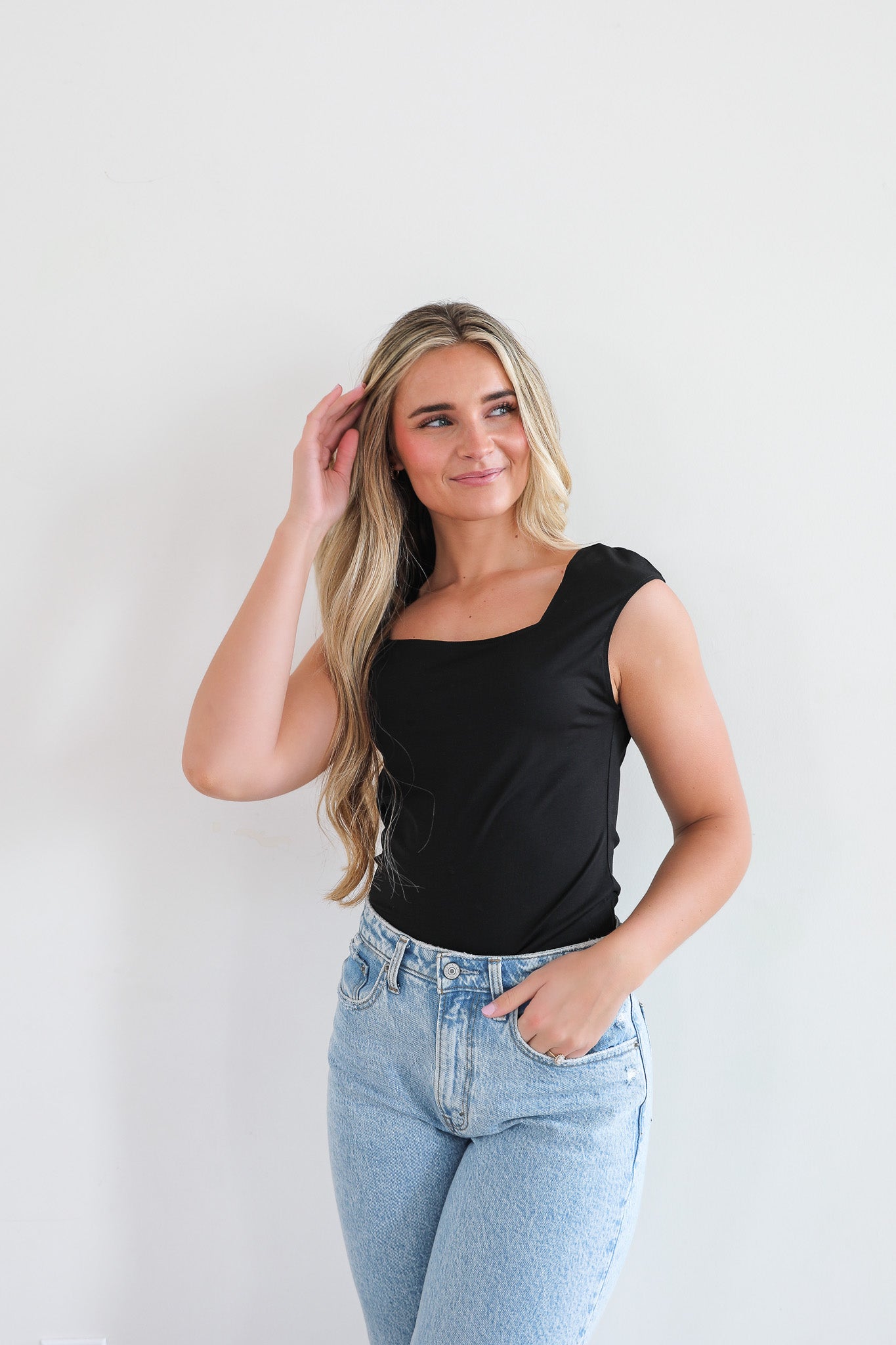 LAYERING BODYSUIT IN BLACK FINAL SALE
