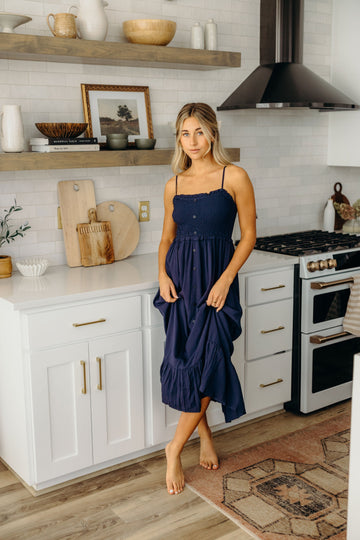 THE JONES IN PASSPORT BLUE