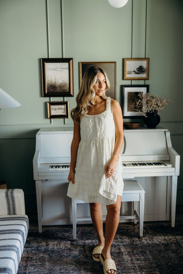 THE MADDIE IN VINTAGE CREAM FINAL SALE