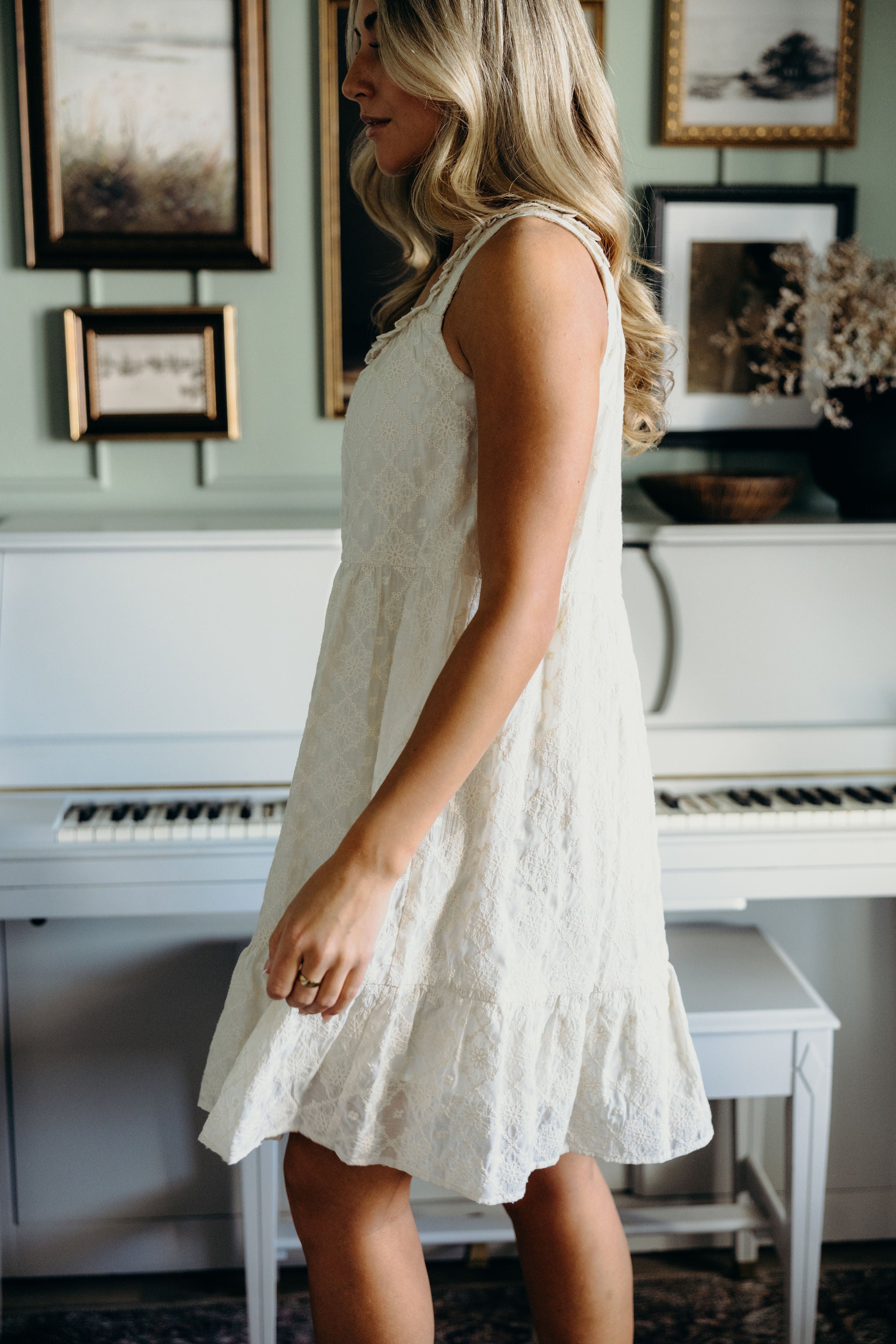 THE MADDIE IN VINTAGE CREAM FINAL SALE