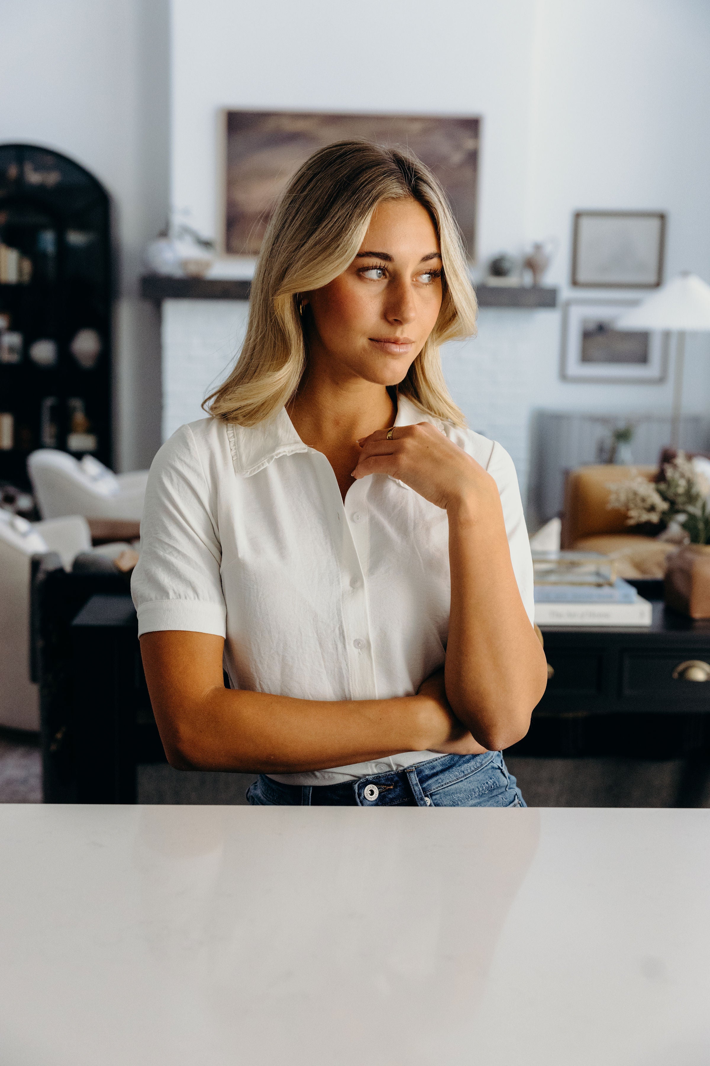 RUFFLED COLLARED BLOUSE IN IVORY FINAL SALE