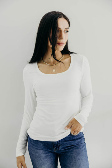 LONG SLEEVE SCOOP TEE IN IVORY