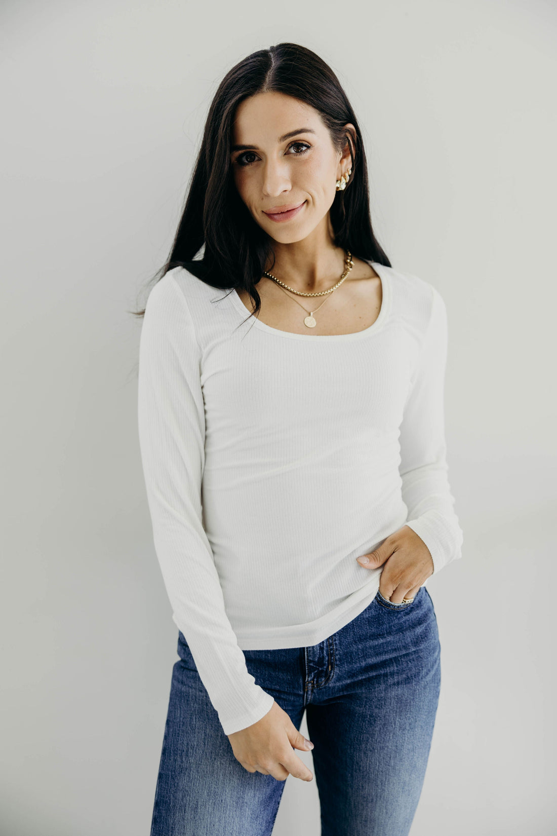 LONG SLEEVE SCOOP TEE IN IVORY