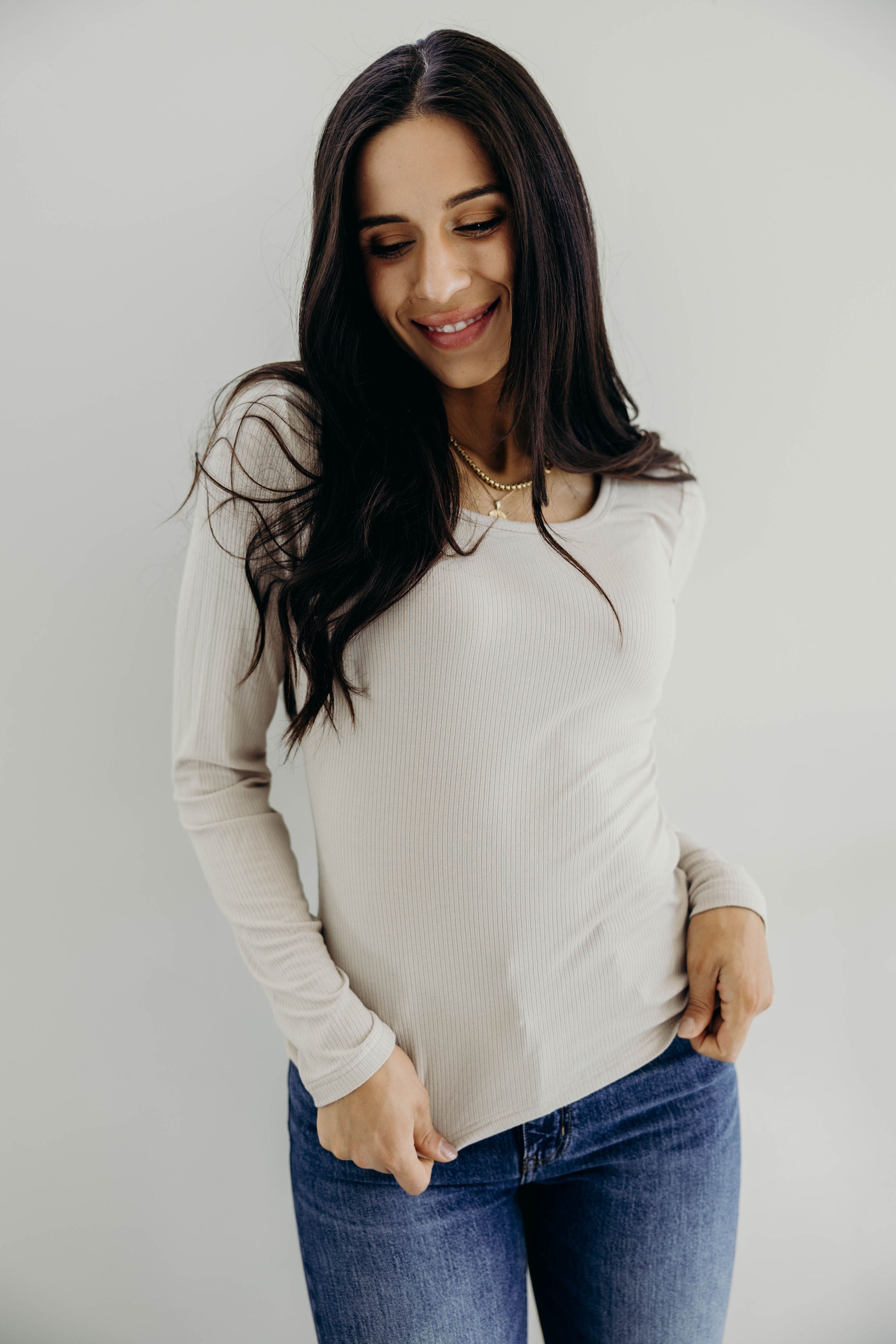 LONG SLEEVE SCOOP TEE IN SAND