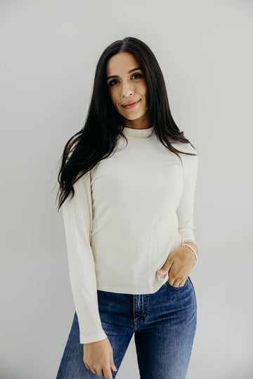LONG SLEEVE MOCKNECK IN VANILLA