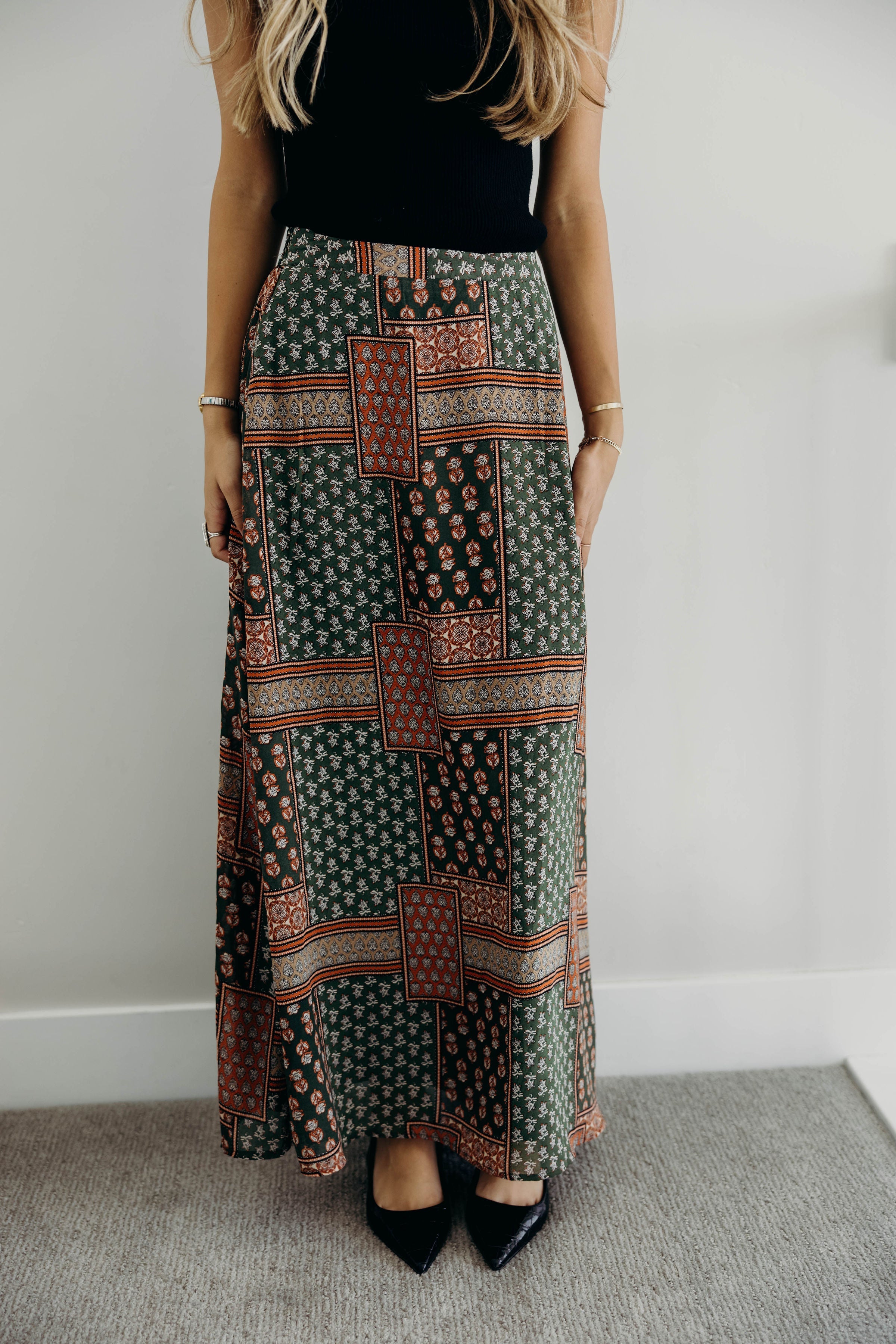 MAXI SLIP SKIRT IN OLIVE TAPESTRY