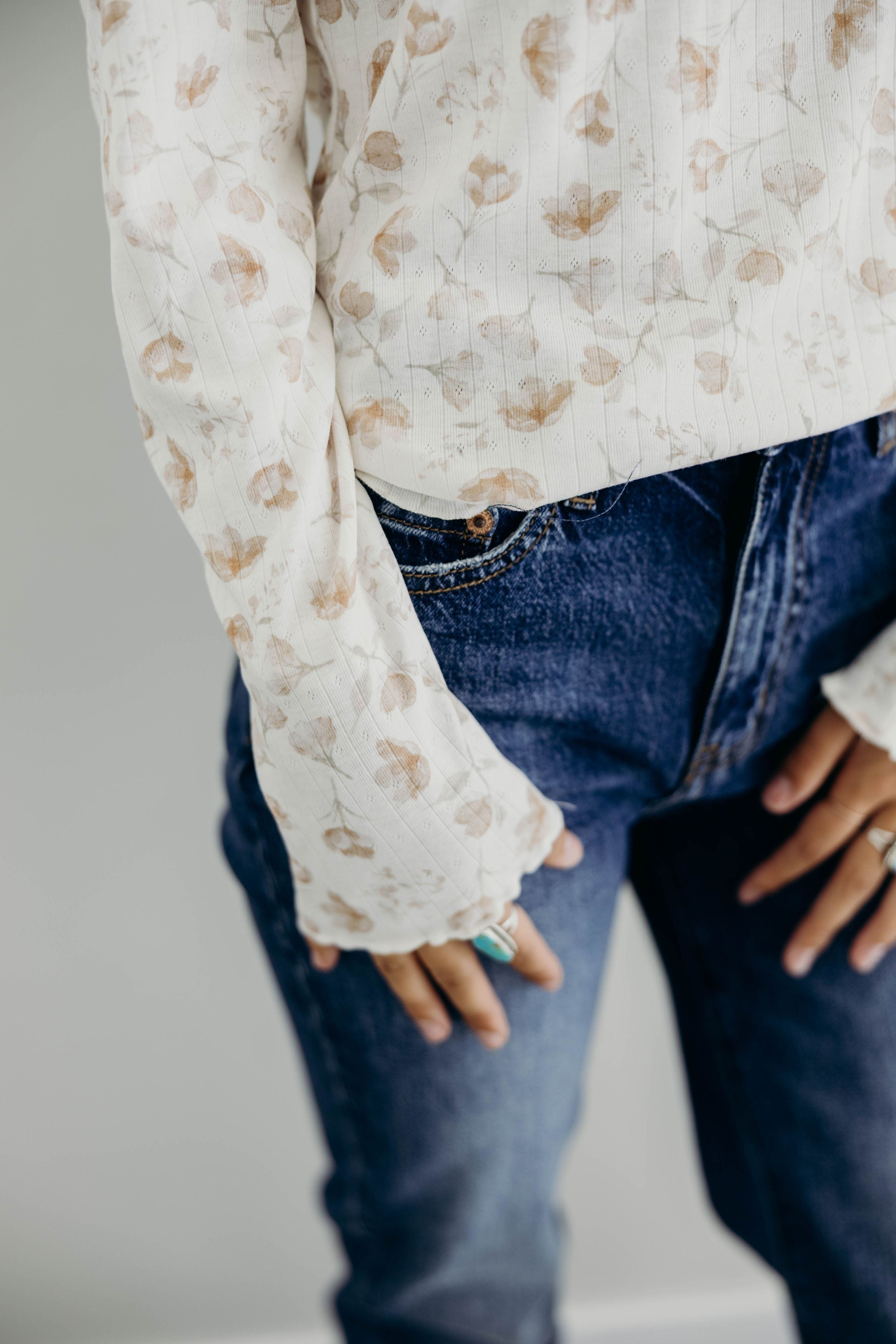 LONG SLEEVE RIBBED TEE IN DRIED ROSE FINAL SALE