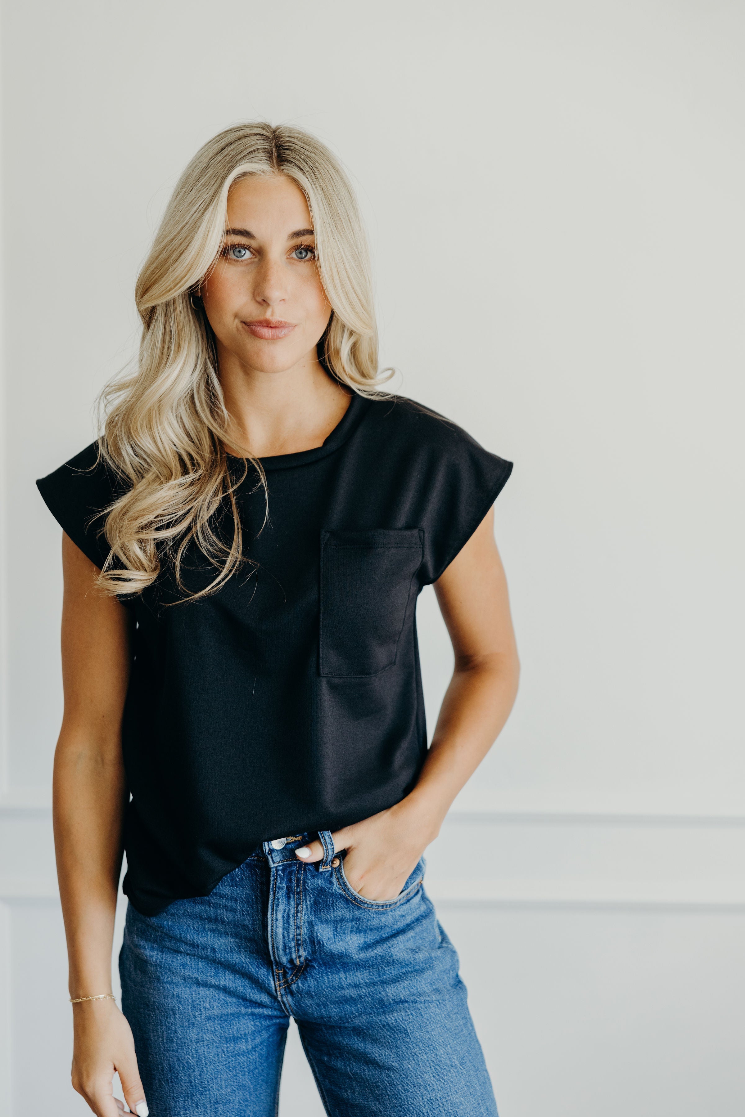 POCKET SLUB TEE IN BLACK FINAL SALE