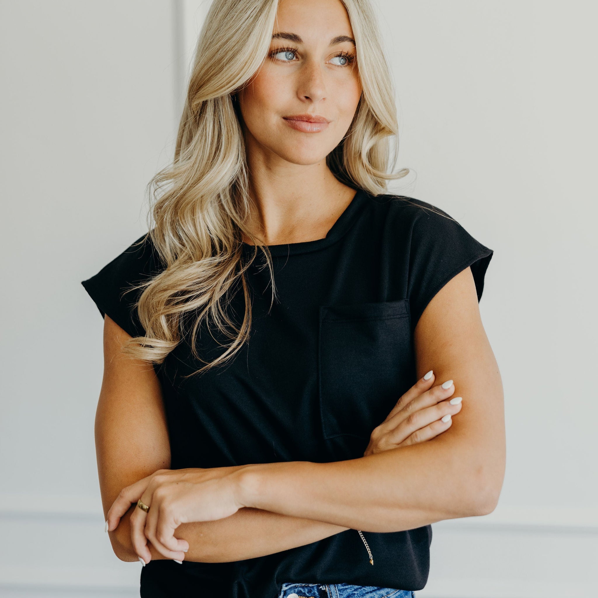 POCKET SLUB TEE IN BLACK FINAL SALE