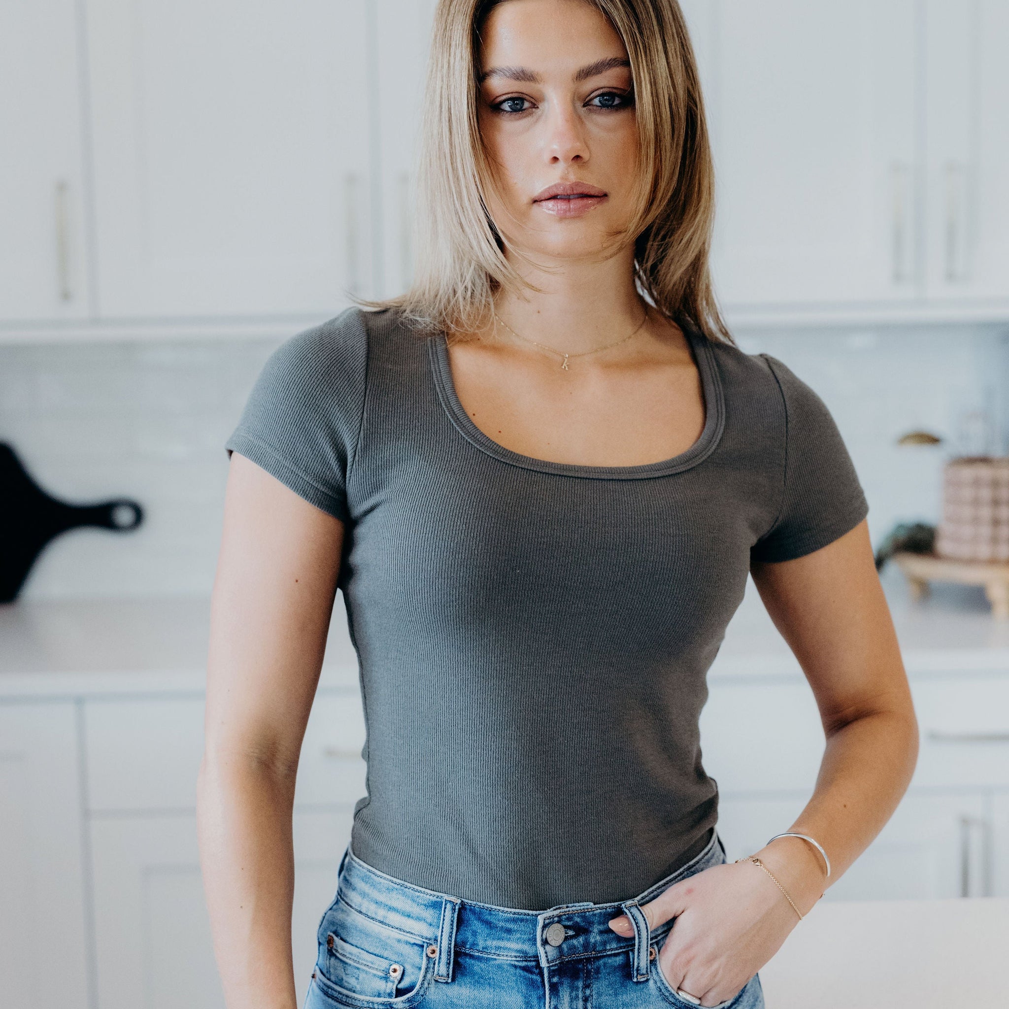 RIBBED SWEATER SCOOP TEE IN BASIL FINAL SALE