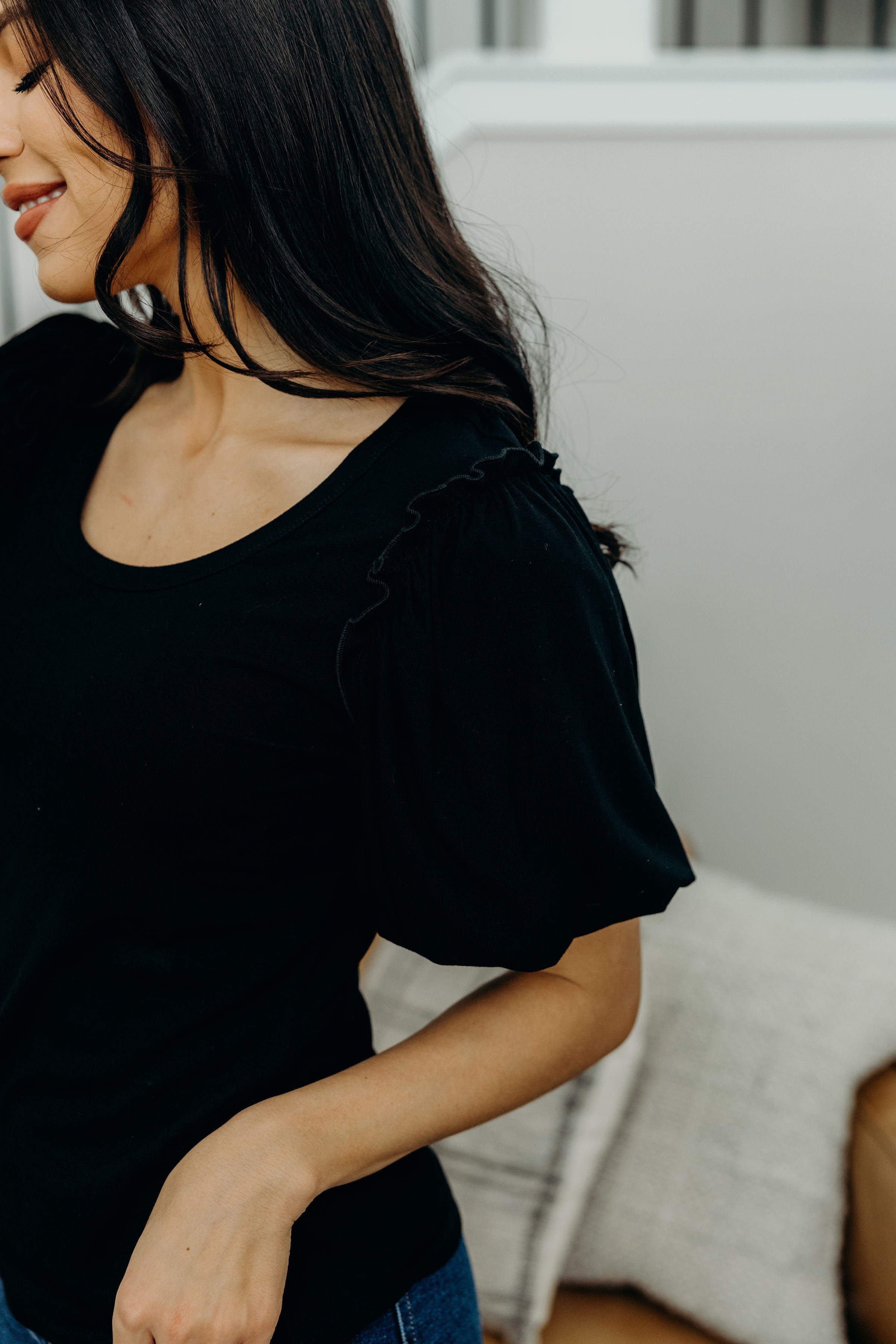 BUBBLE SLEEVE BLOUSE IN BLACK FINAL SALE