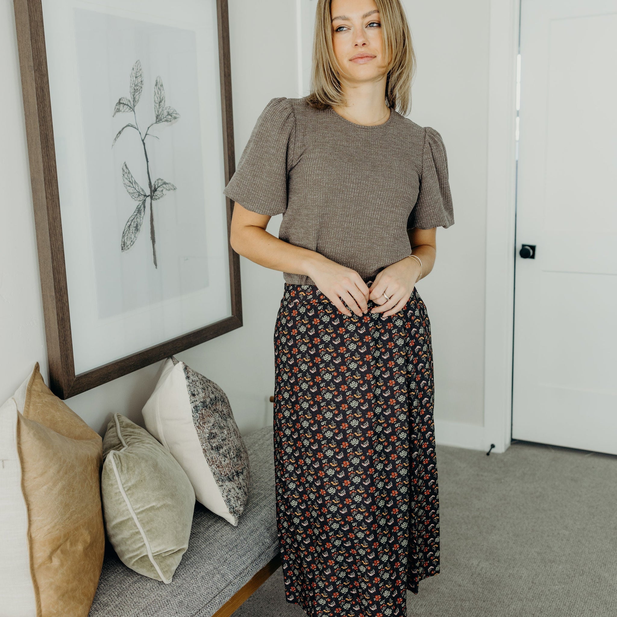 MIDI SKIRT IN HERITAGE PETALS FINAL SALE