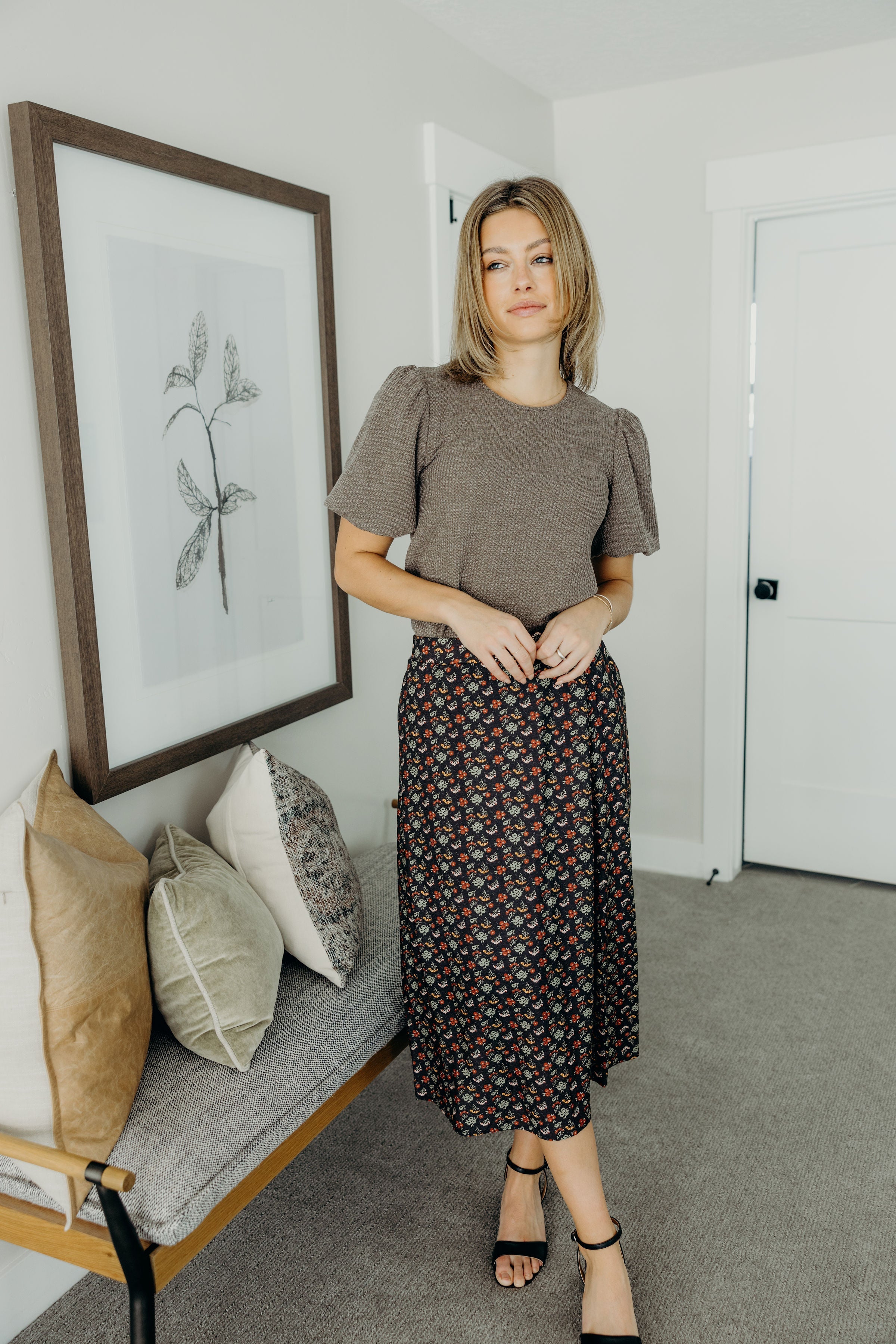 MIDI SKIRT IN HERITAGE PETALS FINAL SALE