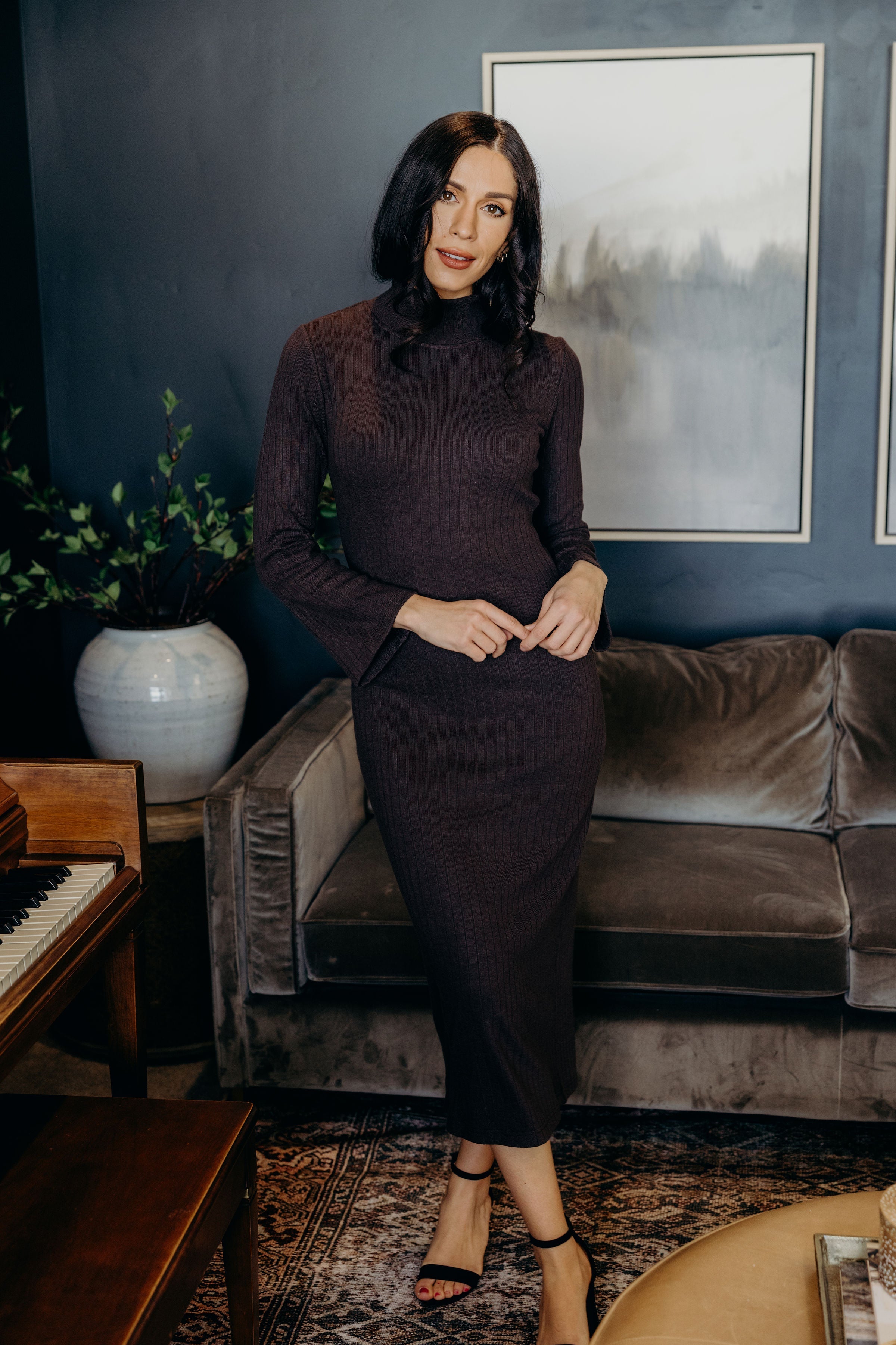 THE BOSTON IN SMOKY WALNUT FINAL SALE