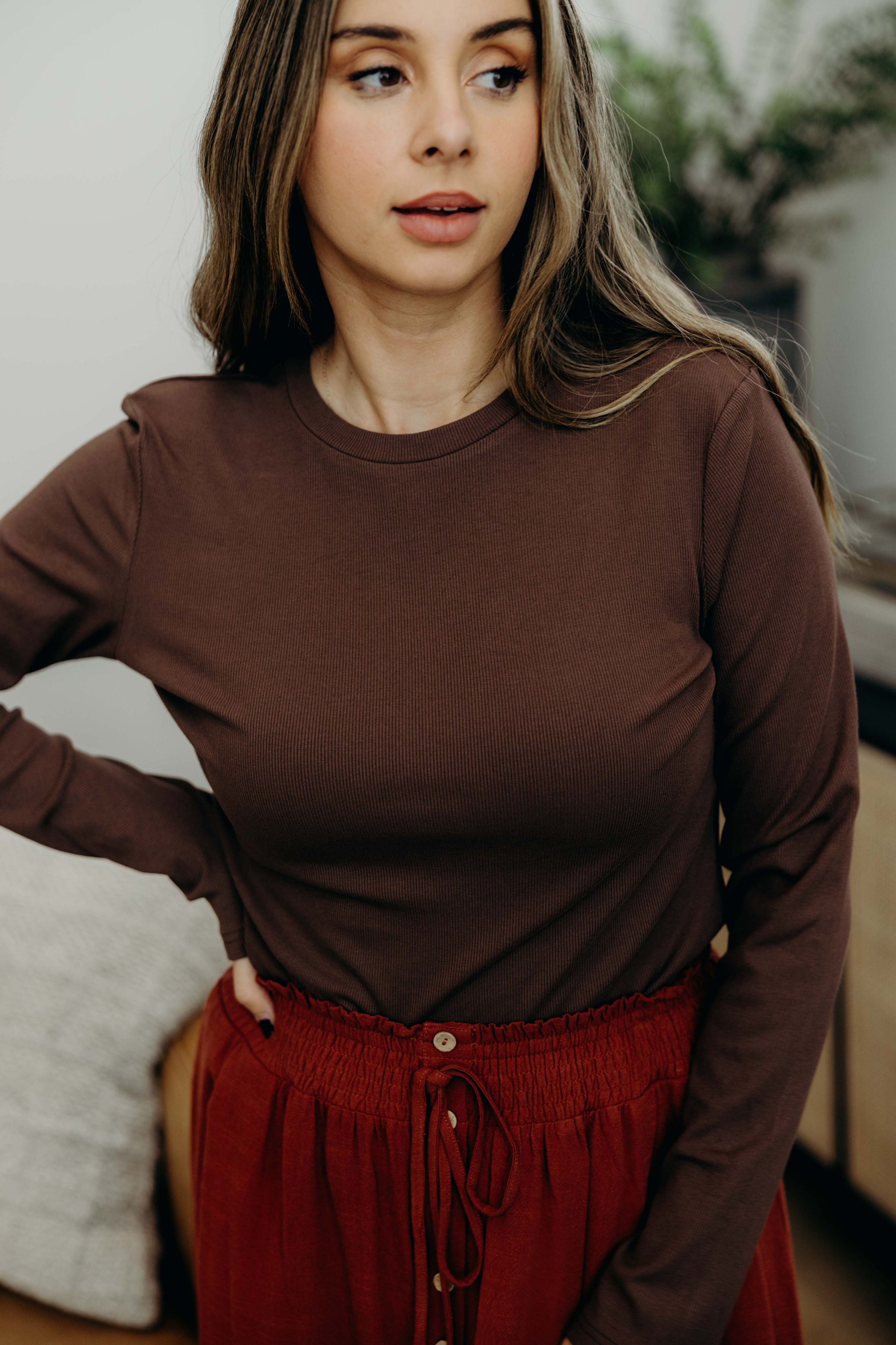 HIGH NECK LONG SLEEVE TEE IN RUSTIC BROWN FINAL SALE