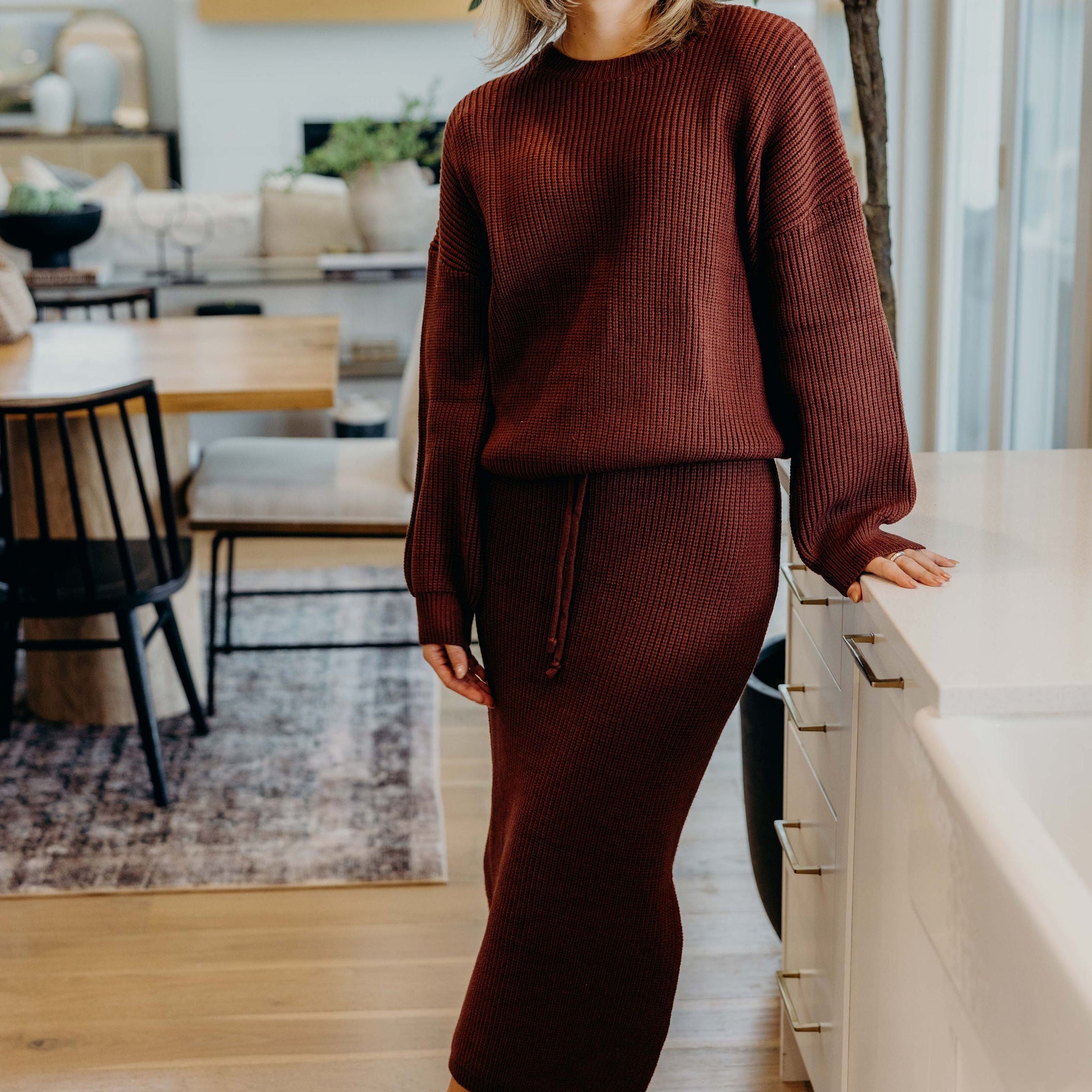 MIDI SWEATER SKIRT IN MAPLE