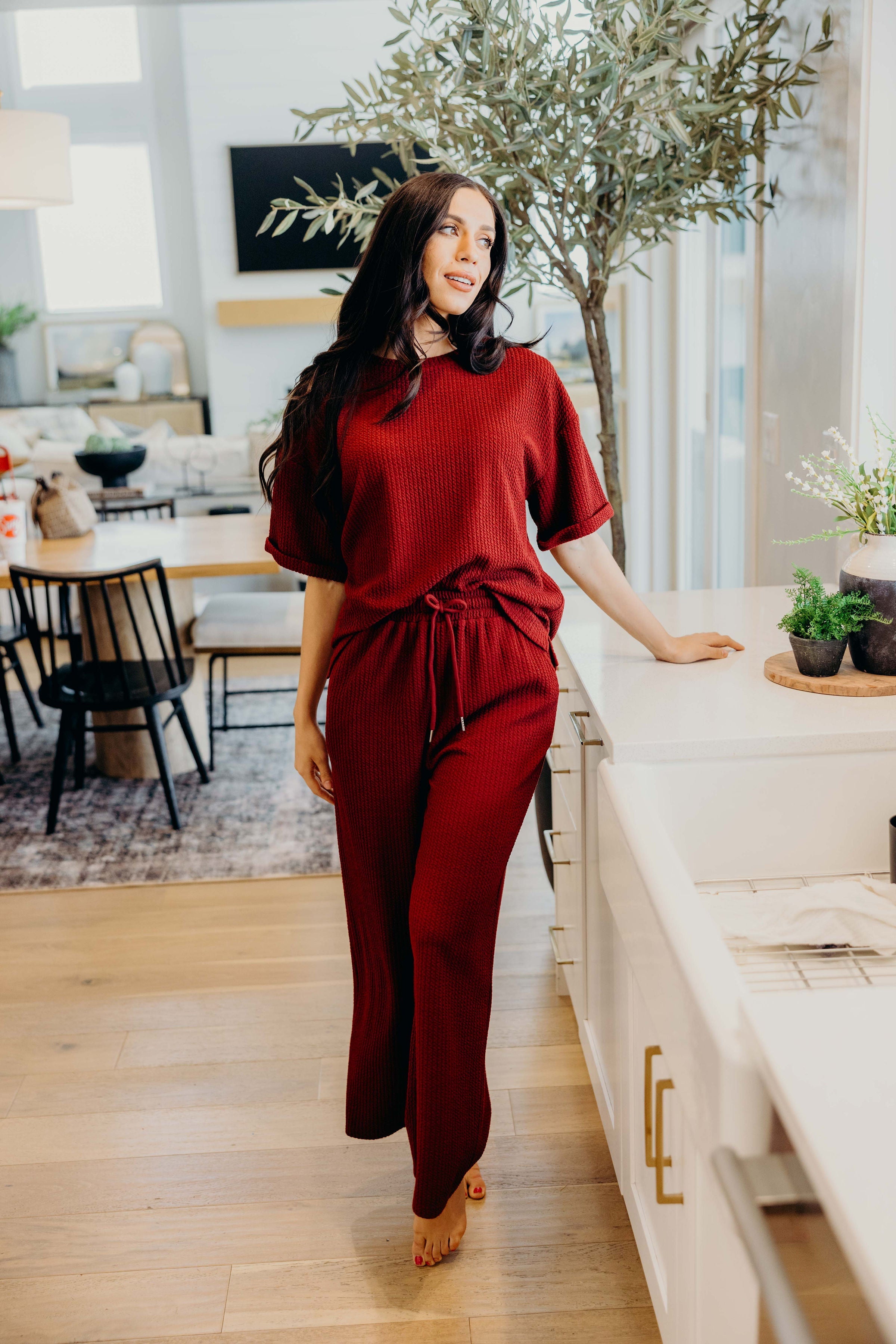 TEXTURED KNIT PANT IN CRANAPPLE