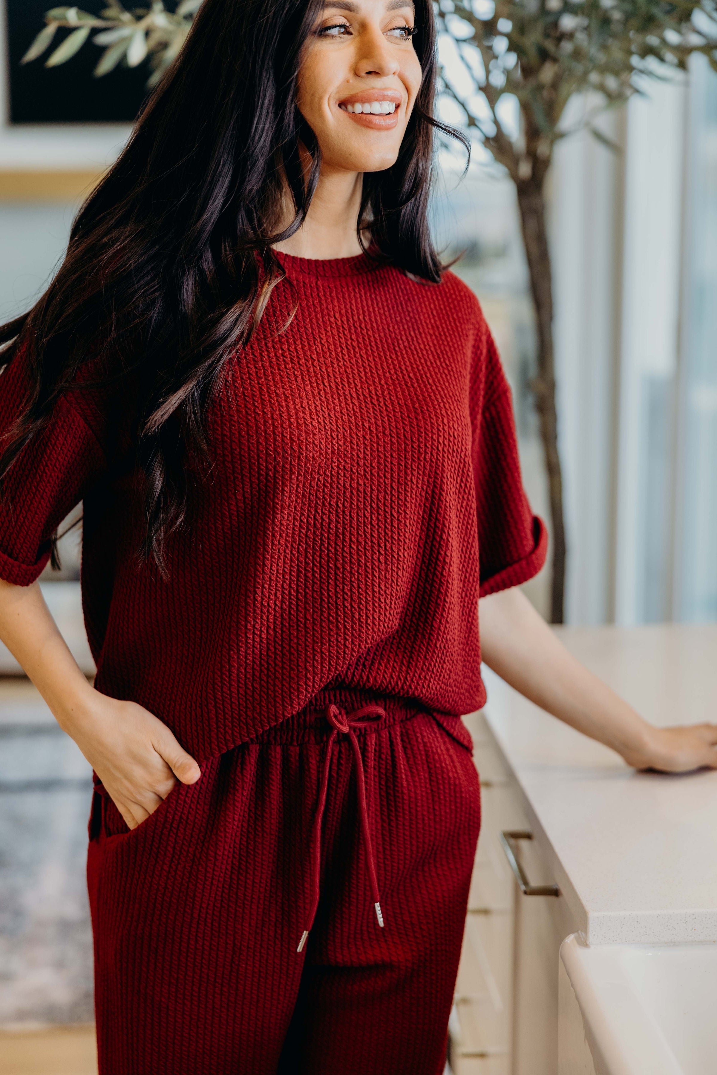 TEXTURED KNIT TOP IN CRANAPPLE