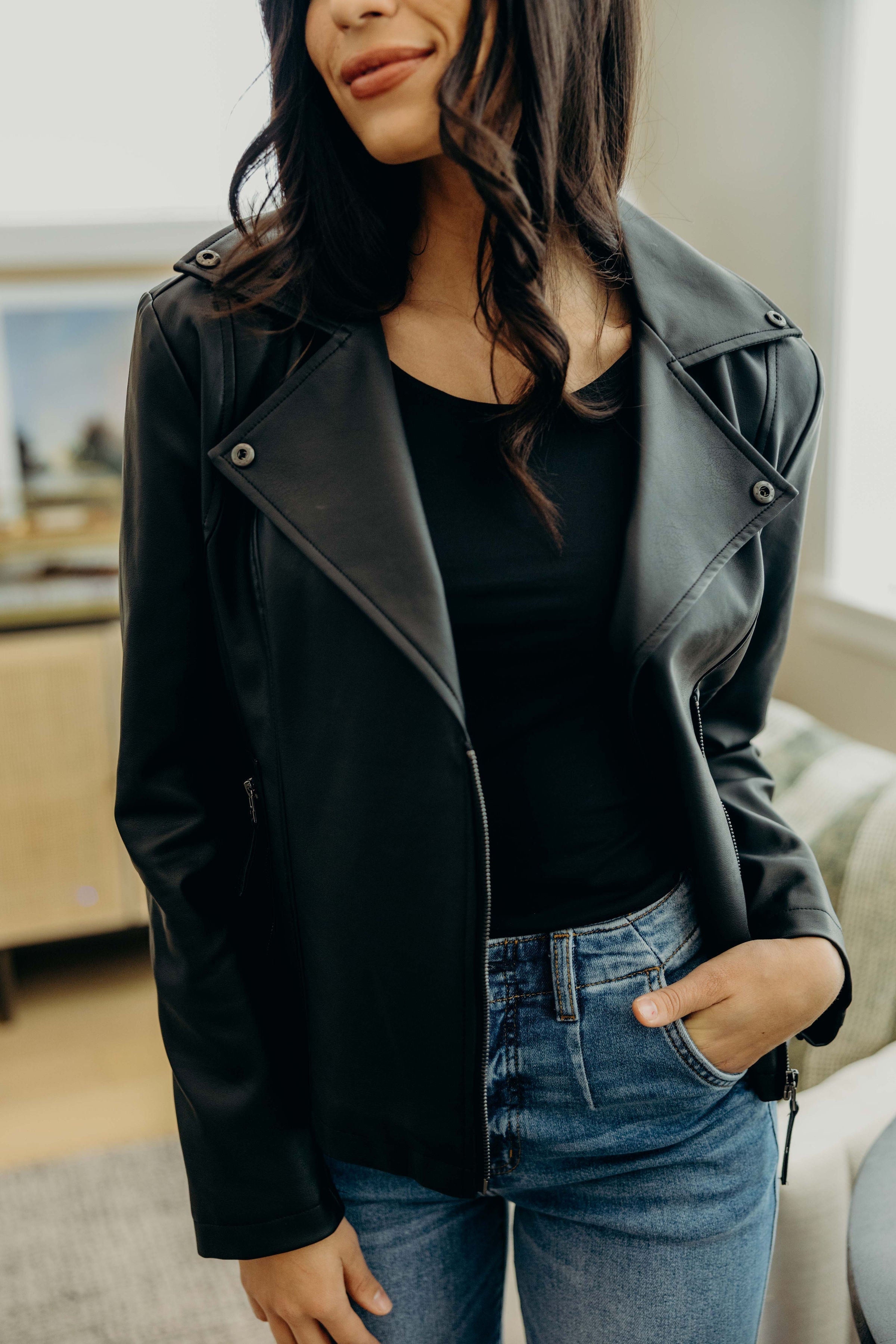 FAUX LEATHER JACKET IN BLACK