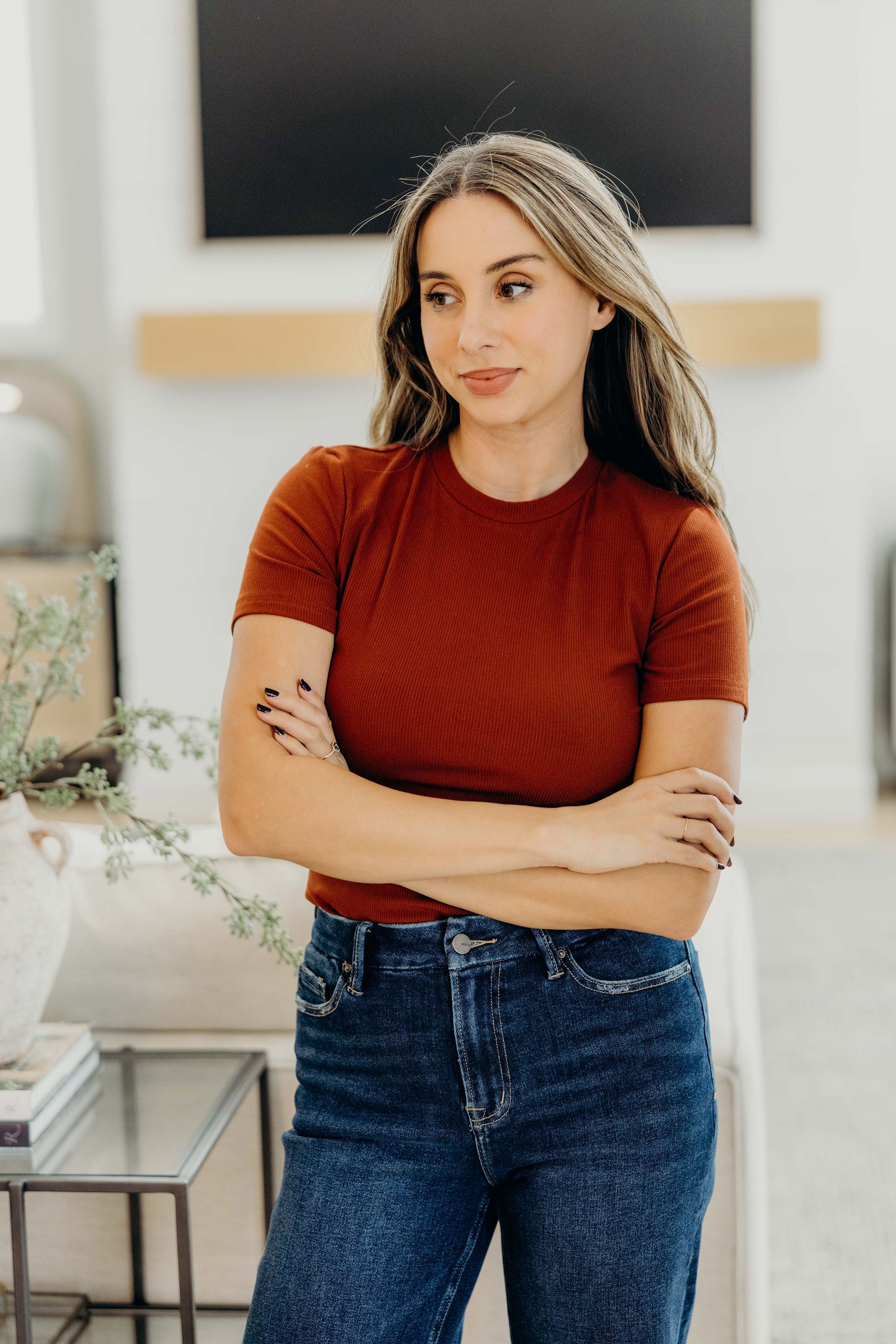 SHORT SLEEVE RIBBED TEE IN SMOKED PAPRIKA FINAL SALE