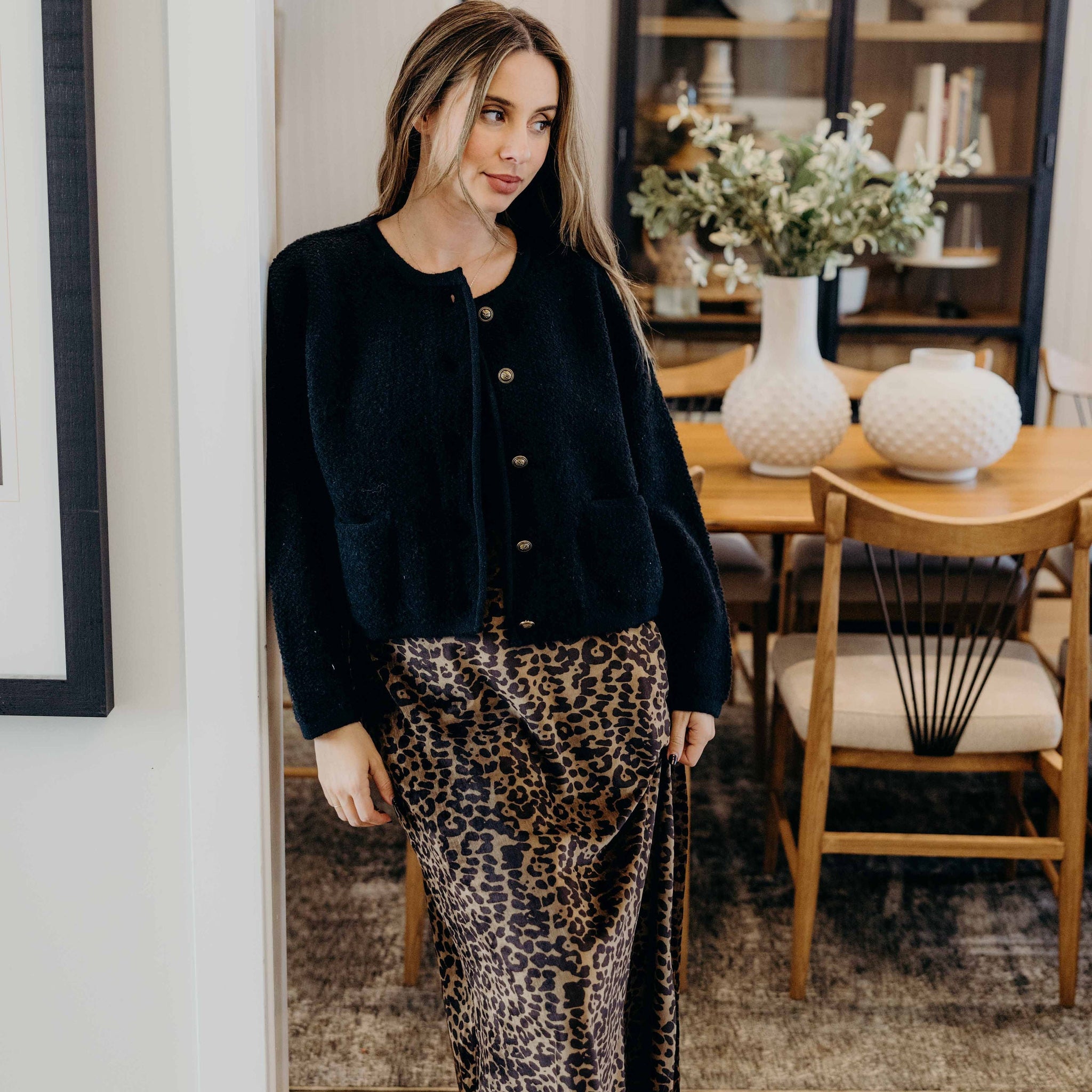 BUTTON FRONT CARDI IN BLACK