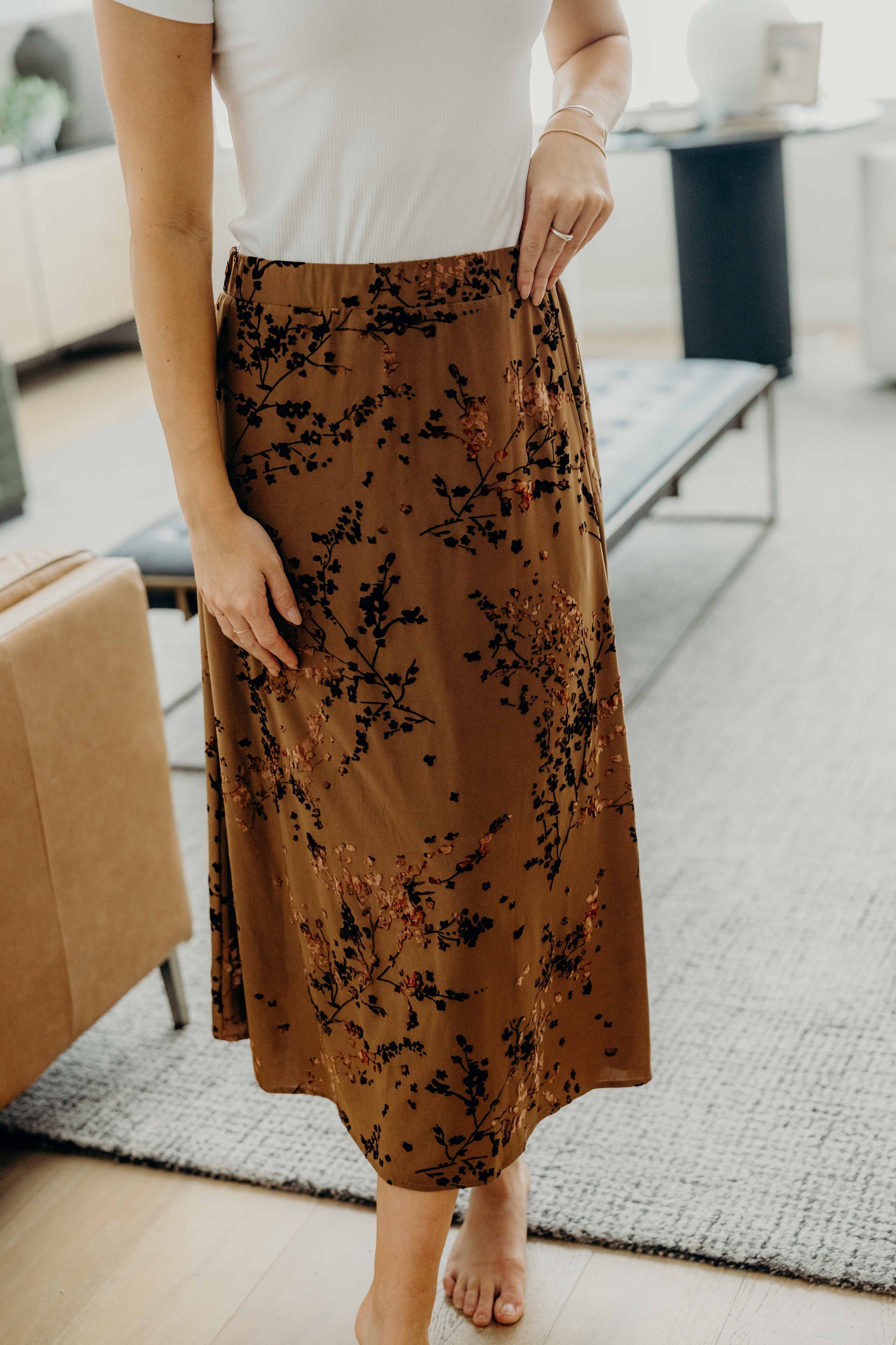 MIDI SLIP SKIRT IN LUXE BLOSSOM