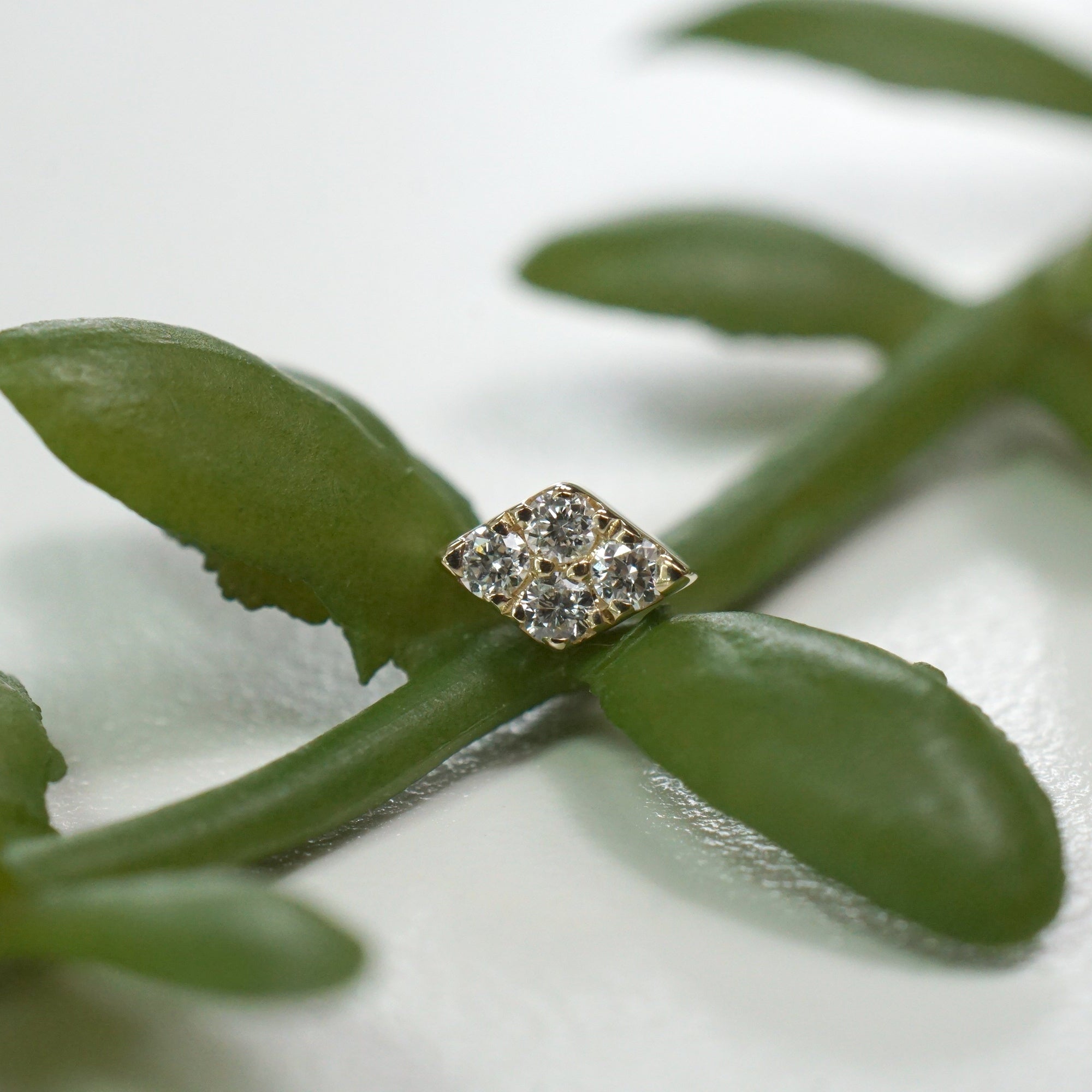 Rhombus - Diamond Pavé Rhombus