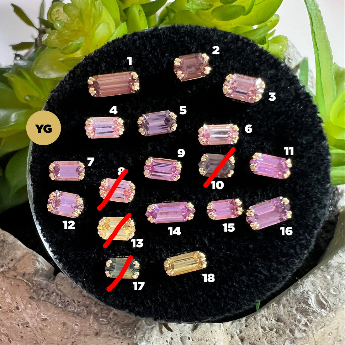 LE 2025 Double Claw Set Elongated Hexagon Sapphire YG