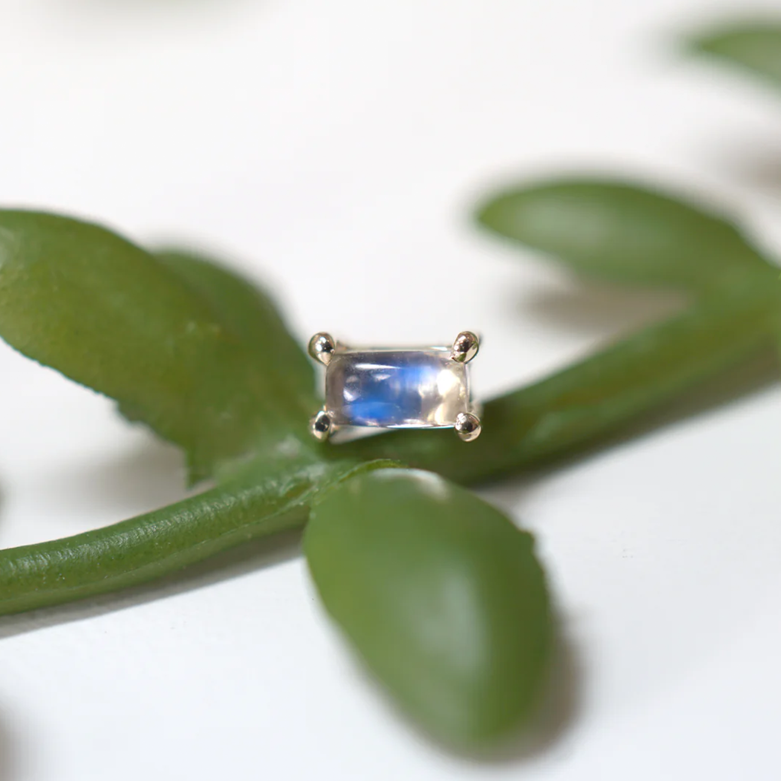 Baguette Solitaire - Joey - Moonstone Cabochon Prong Setting